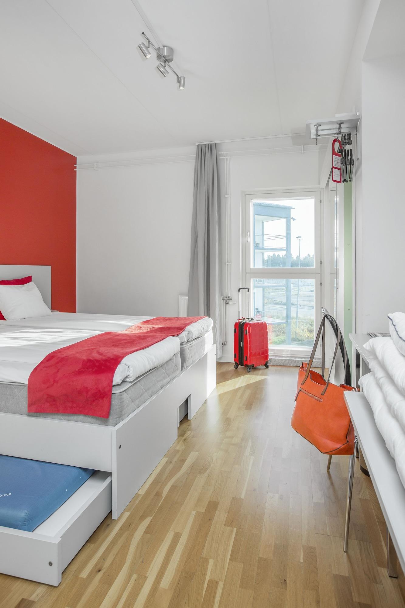 Aiden By Best Western Skavsta Airport Nykoping Exterior photo