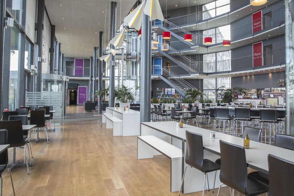 Aiden By Best Western Skavsta Airport Nykoping Exterior photo